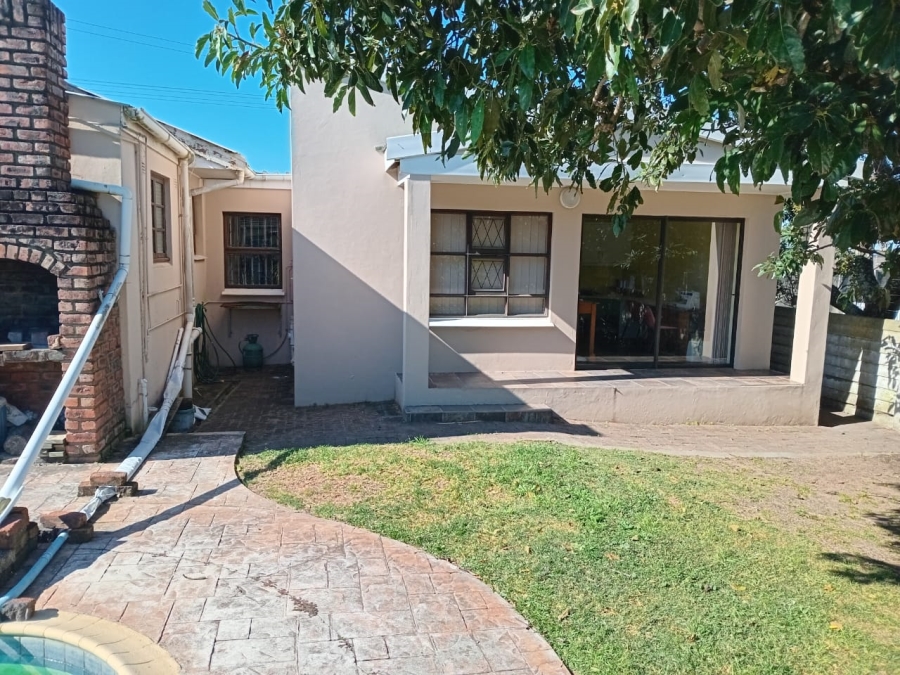 3 Bedroom Property for Sale in Cambridge Eastern Cape